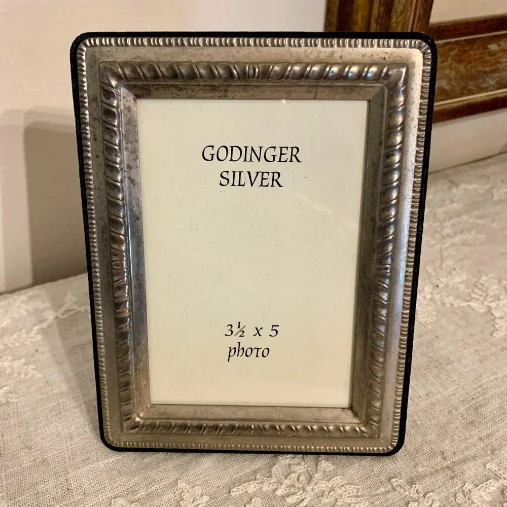 Godinger Silver Plate Picture Frame with Rope Accents & Patina Beautiful Vintage